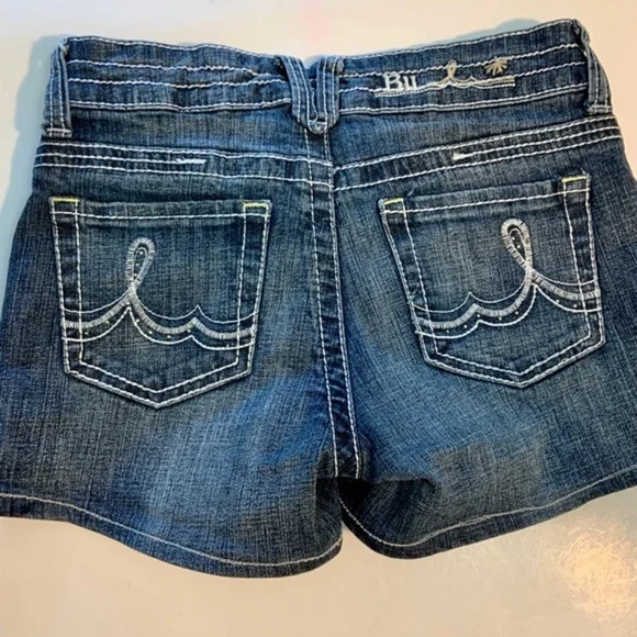 BU Malibu & IT Junior Denim Jean Shorts Size 1/2 - Picture 4 of 14